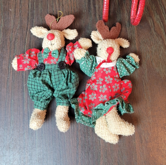 Vintage Reindeer ordament couple in a sleigh basket Holiday - Picture 1 of 16